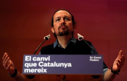 Pablo Iglesias durante el acto central de campaña de En Comú Podem para las elecciones catalanas del 14-F en Santa Coloma (Barcelona).