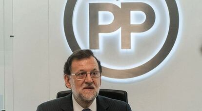 Mariano Rajoy en la sede del PP.