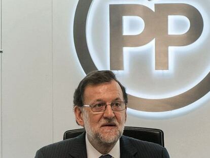 Mariano Rajoy en la sede del PP.