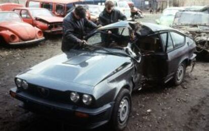 El coche de Eigendorf tras el accidente en Braunschweig en 1983.