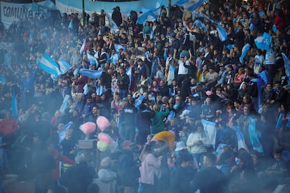 Miles de personas se manifiestan en un banderazo en apoyo a Cristina Fernández, el 20 de junio.