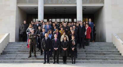 El lehendakari y parte de su Gobierno contra la violencia de género.