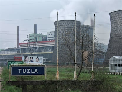 La planta de carbón situada a unos cinco kilómetros de Tuzla, Bosnia-Herzegovina, el pasado mes de octubre.