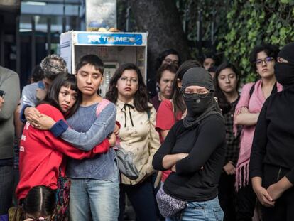 Estudiantes en la toma de la Facultad de Filosofía y Letras de la UNAM.