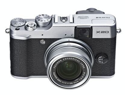 Fujifilm X 20, objeto de culto para fotógrafos. Óptica muy luminosa con cuatro aumentos. Precio: 500 euros.