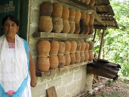 La meliponicultora Margarita Madero, en su casa en Cuetzalan.