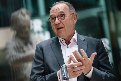 El copresidente del partido socialdemócrata alemán, Norbert Walter-Borjans, durante una conferencia de prensa en Berlín esta semana.