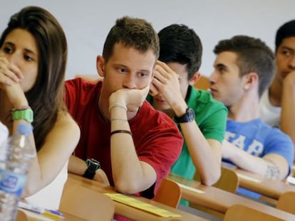 Prueba de Selectividad en la Universidad Aut&oacute;noma de Barcelona. 