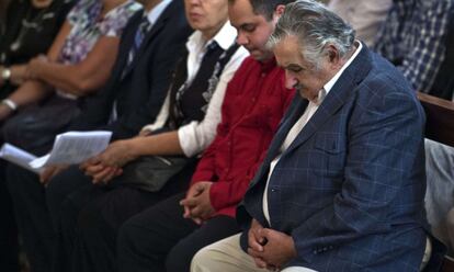 Mujica, este jueves durante la misa por Chávez.