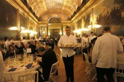 La Galería de las Batallas en el palacio de Versalles, donde se celebró la cena de gala del homenaje a la gastronomía francesa.