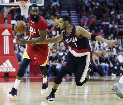 Harden y Turner en el Houston-Portland.