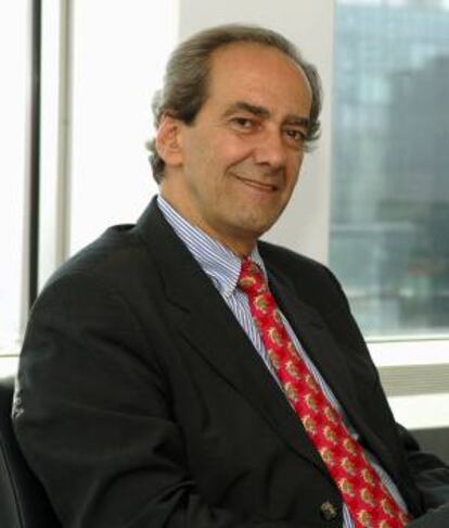 El exmiembro del comité ejecutivo del Banco Central Europeo José Manuel González Páramo. EFE/Archivo