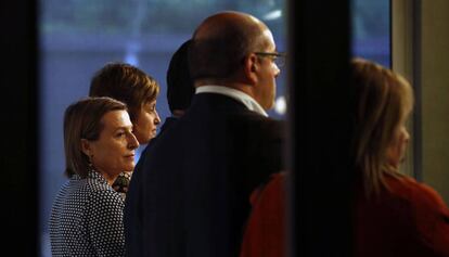 La presidenta del Parlament, Carme Forcadell, amb altres membres de la Mesa.