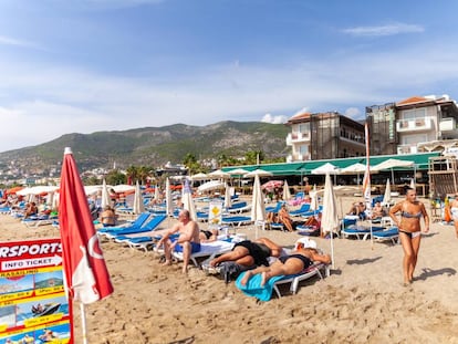 Playa de Antalya, la región turca reina del turismo. 