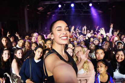 Jorja Smith, abanderando el poder femenino como nueva imagen de Nike Air Force.