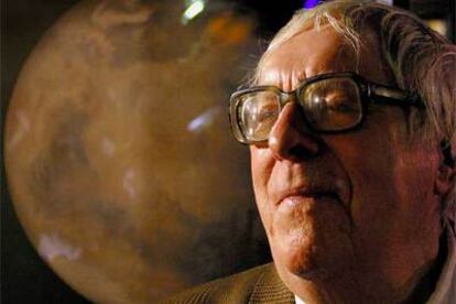 El escritor Ray Bradbury.