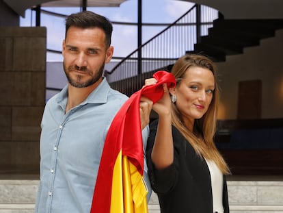 Saúl Craviotto y Mireia Belmonte, los abanderados españoles en la ceremonia de inauguración de los Juegos de Tokyo.