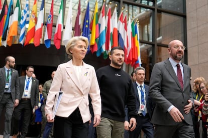 Ursula von der Leyen, Volodímir Zelenski y Charles Michel