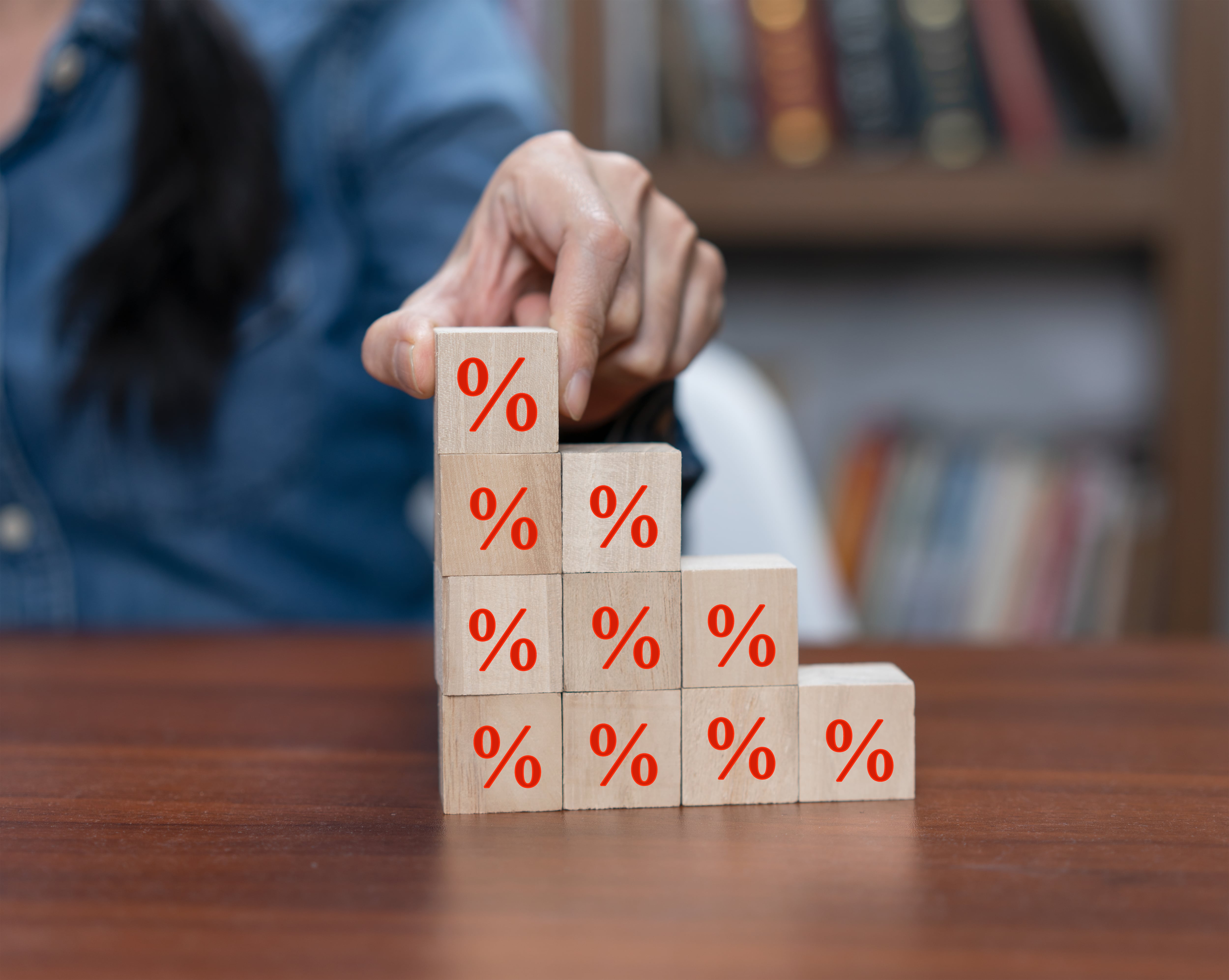 ¿Cuánto dinero hay que invertir para generar un sueldo extra de 500 euros al mes en dividendos?