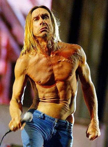 Iggy Pop, durante una actuación en Nueva York en 2004.