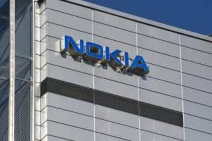 Vista de la fachada de la sede de Nokia en Espoo (Finlandia). EFE/Archivo
