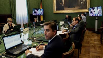 Reunión de la Junta Electoral Central, presidida por el magistrado Antonio Jesús Fonseca-Herrero Raimundo, el pasado mes de mayo.