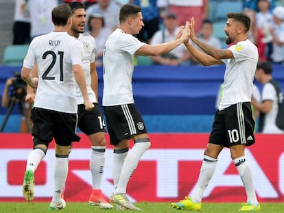 El equipo de Alemania durante su partido contra Camerún