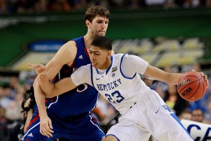 Anthony Davis durante el encuentro.