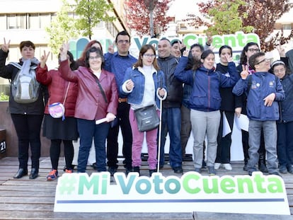 Miembros de la asociación Plena Inclusión, este jueves en Madrid.