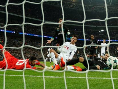 Dele Alli marca el primero del Tottenham al Madrid.