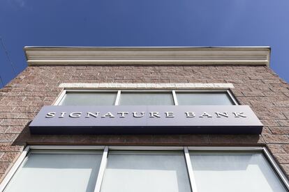 Signage outside a Signature Bank branch in the Staten Island borough of New York, US, on Wednesday, March 15, 2023.