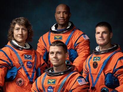 Official crew portrait for Artemis II, from left: NASA Astronauts Christina Koch, Victor Glover, Reid Wiseman, Canadian Space Agency Astronaut Jeremy Hansen.