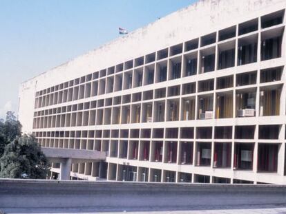 El Palacio de la Asamblea, dise&ntilde;ado por Le Corbusier, en Chandigarh (India).