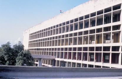 El Palacio de la Asamblea, dise&ntilde;ado por Le Corbusier, en Chandigarh (India).