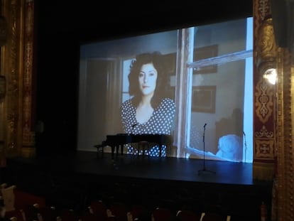 Homenaje a Almudena Grandes en el Teatro Español.