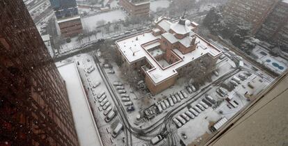 Intensa nevada caída en el centro de la capital.