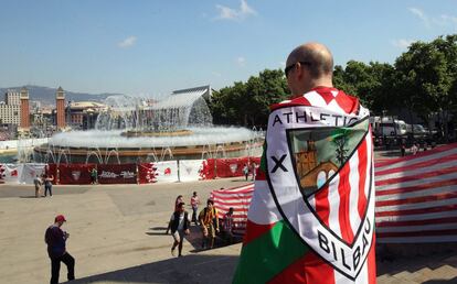 Otra imagen temprana tomada en las fuentes de Montjuic.