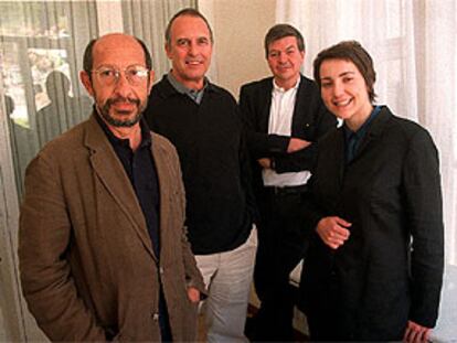Roberto Collovà, G. Vázquez Consuegra, Carlos Meri y Olga Vázquez-Ruano, ayer, en El Escorial.