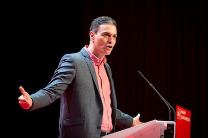 El presidente del Gobierno, Pedro Sánchez, interviene en el acto del Congreso del PSOE-M, este sábado.