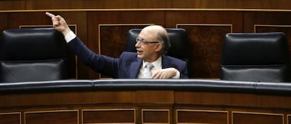 El ministro de Hacienda, Crist&oacute;bal Montoro.