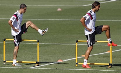 Di Mar&iacute;a y Khedira, entren&aacute;ndose en Valdebebas.