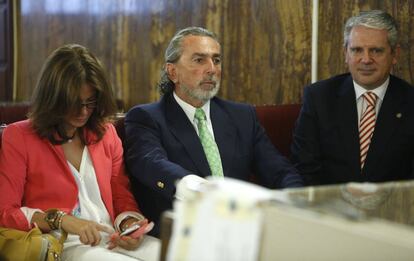 M&oacute;nica Magari&ntilde;os, Francisco Correa y Pablo Crespo en el juicio por los ama&ntilde;os de Fitur.