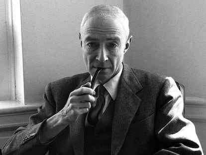 J. Robert Oppenheimer, durante una entrevista en el Instituto de Estudios Avanzados en la Universidad de Princeton, en 1963.