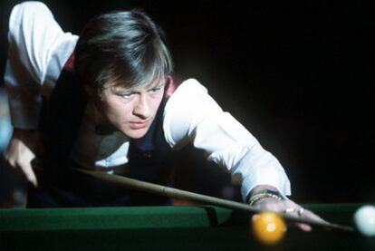 Alex Higgins, durante una partida en 1984.