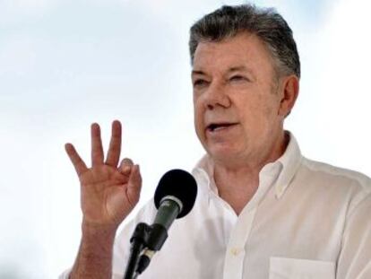 Santos ordena el regreso del jefe del equipo de negociadores reunidos en Quito  para evaluar el futuro del proceso 