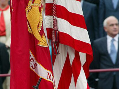 Desfile de <i>marines</i> estadounidenses en el día de la Fiesta Nacional española, el 12 de octubre de 2003.