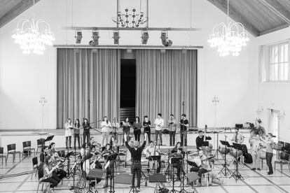 Grabación de 'Vendado es Amor, no es ciego', enviada por Amigos de la Ópera de A Coruña.