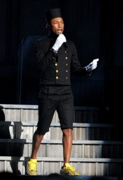 Pharrell Williams durante la entrega de los premios Grammy.
