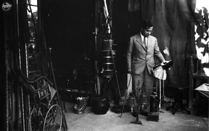 Ramón Gómez de la Serna nació en julio de 1888 en Madrid y falleció en enero de 1963 en Buenos Aires.