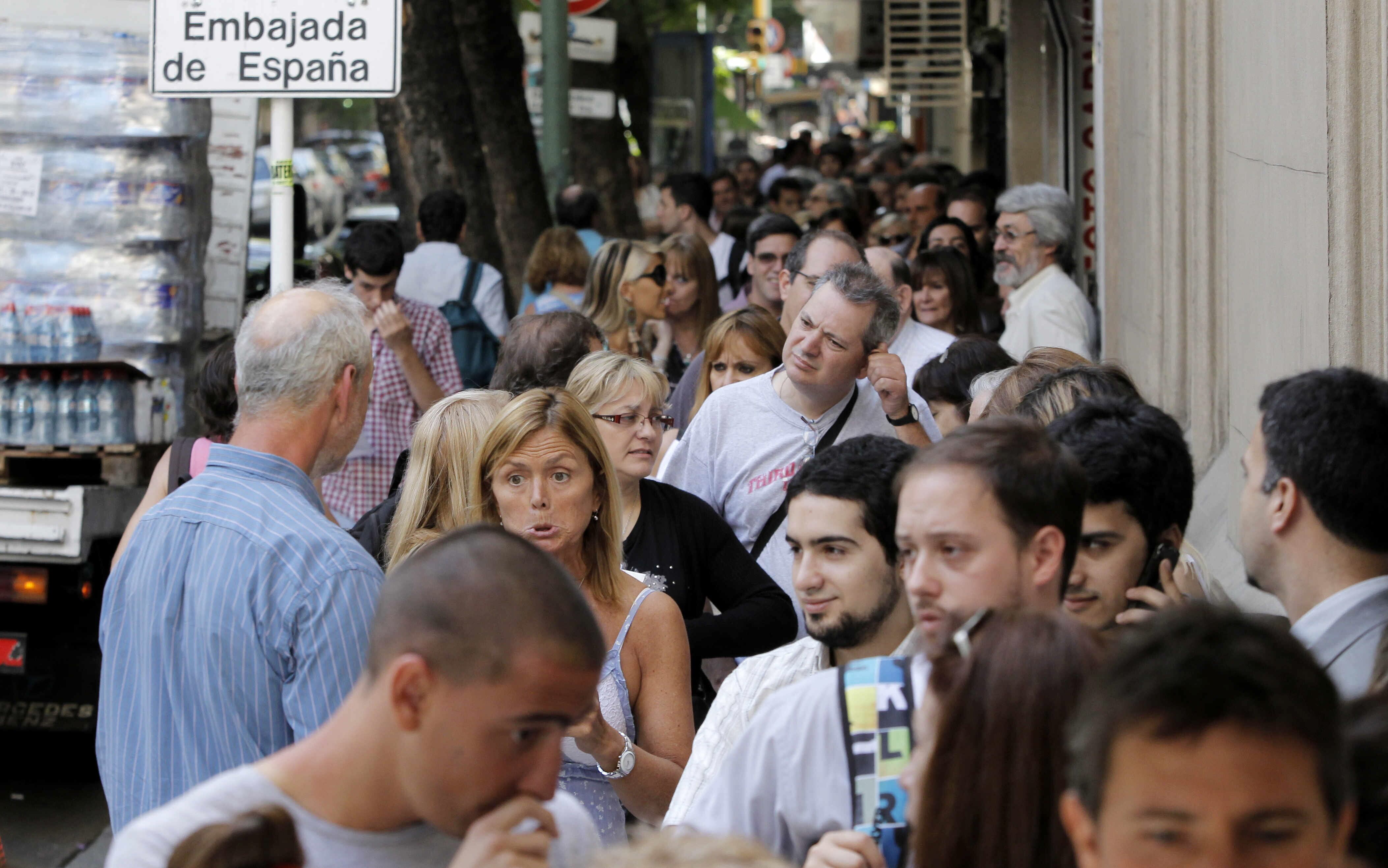 El abogado de afectados por la ‘ley de nietos’ asume que no podrán votar: “El Constitucional era la única vía posible”